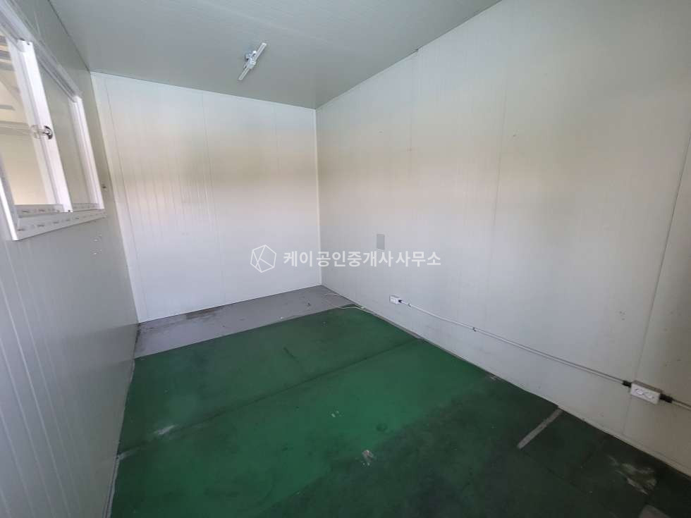 경기 파주시 월롱면 덕은리 저렴한 평당가, 월롱ic 5분, 40피트츄레라, 연 555평 공장, 사옥, 전기 100kw 매매 매물번호 10758 사진 11