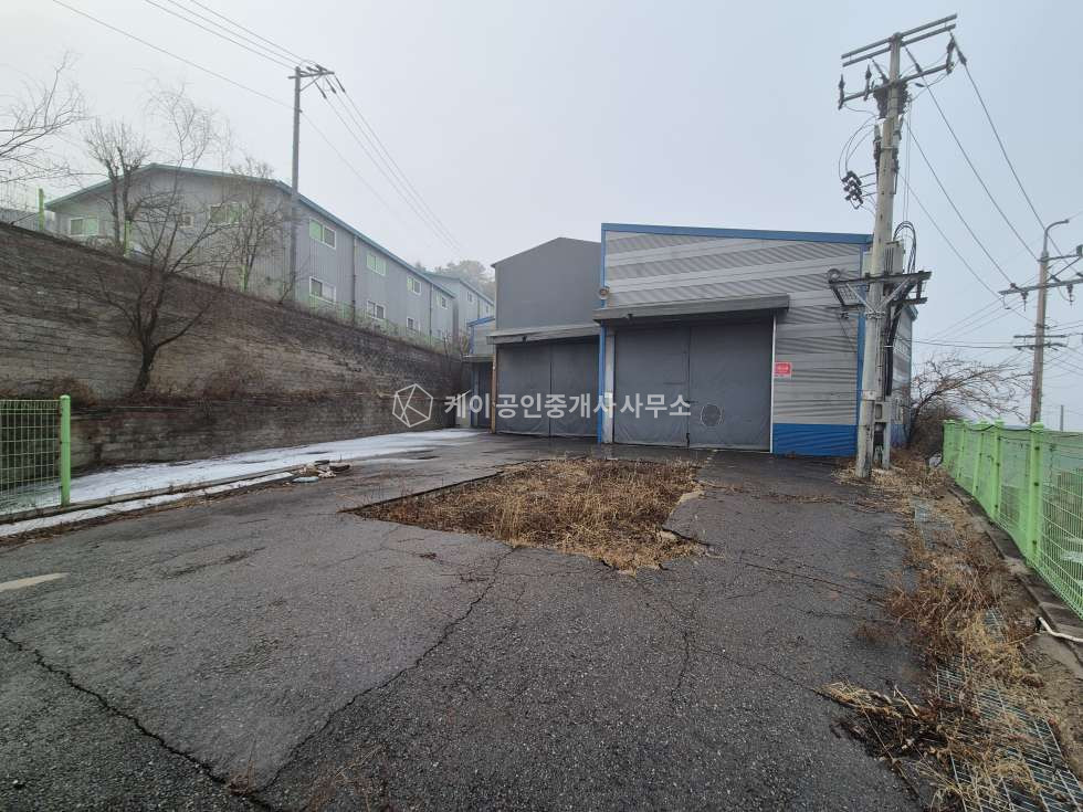 경기 고양덕양구 관산동 나동 560평 대형창고, 사리현ic10분, 대형차량가능,오수직관, 내부구분화장실 매매 매물번호 11403 사진 14