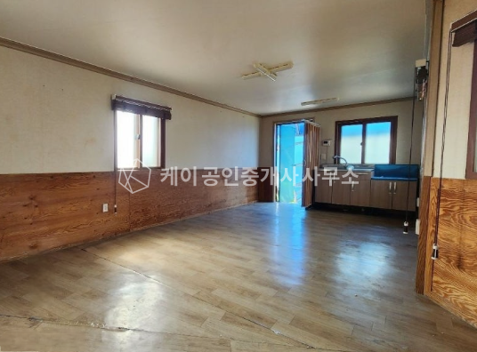 경기 김포시 대곶면 송마리 2종근생, 건134평+가설70평, 외부사무실, 기숙사 완비, 대형차량 진입가능 월세 매물번호 12526 사진 3
