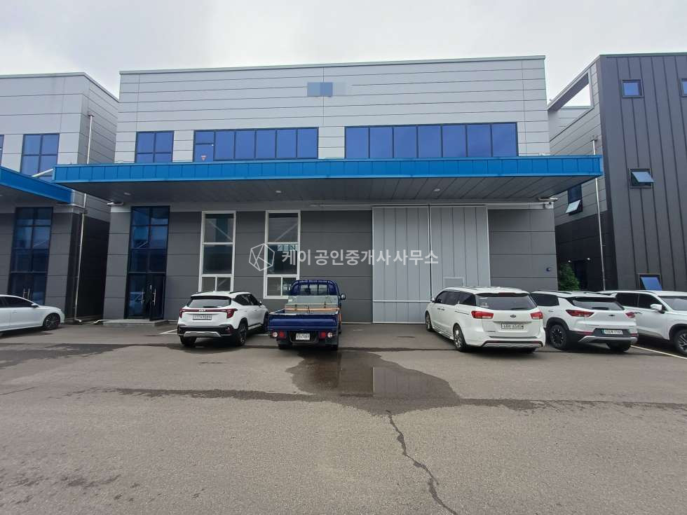 인천 서해구 청라동 G동 신축급 공장, 1층 164평+2층 25평, 대형 공용마당, 40피트 츄레라, 호이스트 5톤 월세 매물번호 12517 사진 1