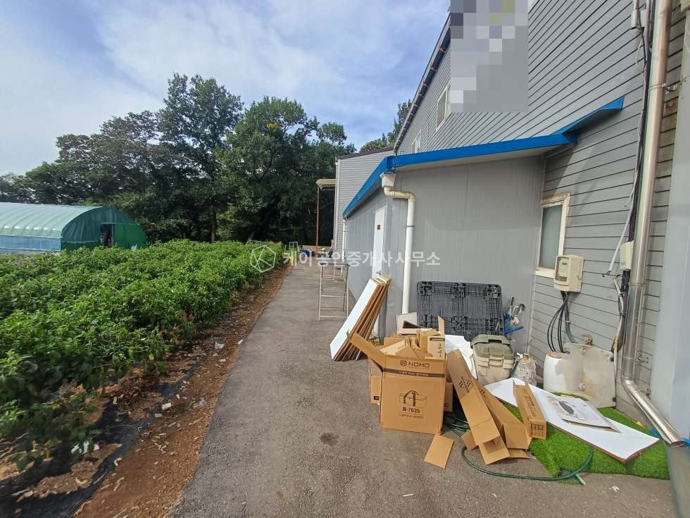 경기 시흥시 방산동 신천ic 차량 5분, 1층 95평+2층 95평, 대형차량 진입 가능, 제조업 가능 월세 매물번호 12539 사진 3