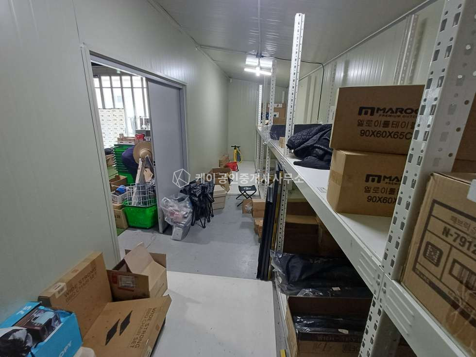 경기 시흥시 방산동 신천ic 차량 5분, 1층 95평+2층 95평, 대형차량 진입 가능, 제조업 가능 월세 매물번호 12539 사진 13