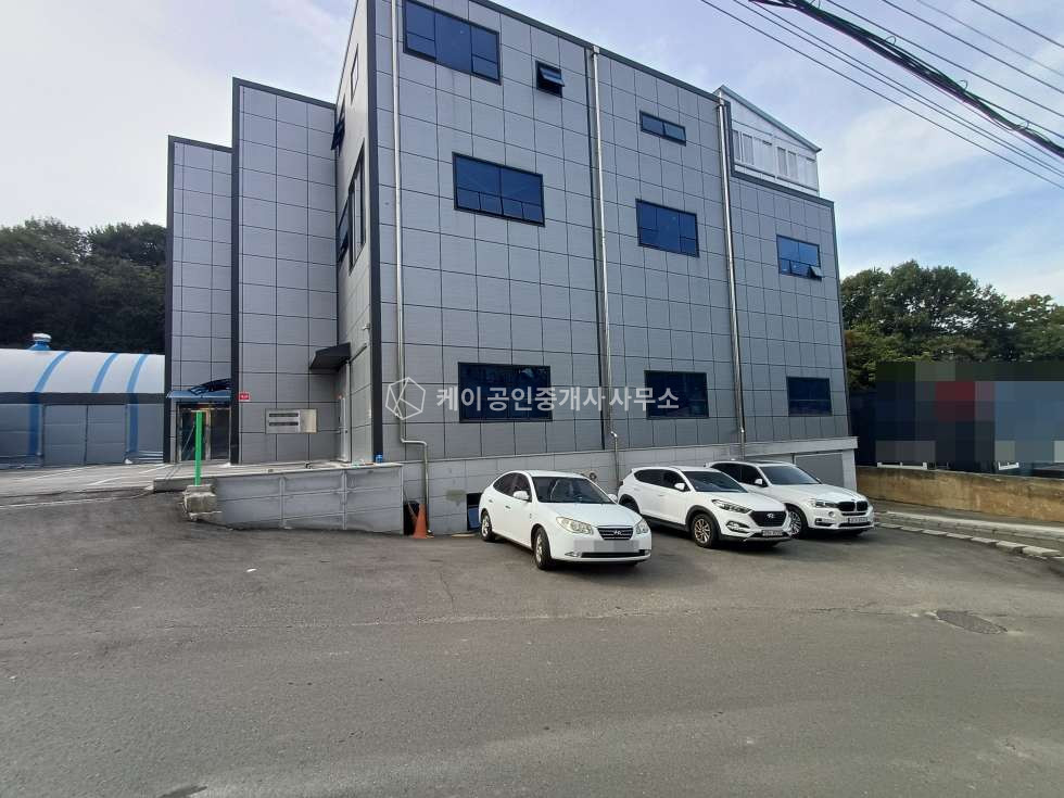 경기 시흥시 방산동 임대면적 161평, 신천ic 인근, 공장 등록 가능, 내부 차량 진입 가능 월세 매물번호 12540 사진 3