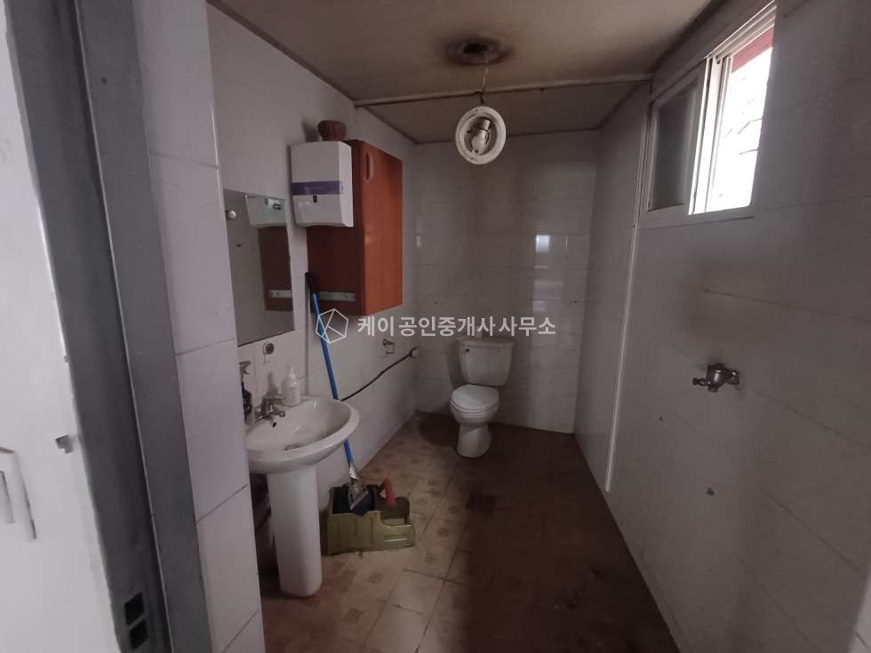경기 시흥시 안현동 신천ic 차량 10분, 1층 약 120평+2층 60평, 대형차 진입 원활 월세 매물번호 12541 사진 12