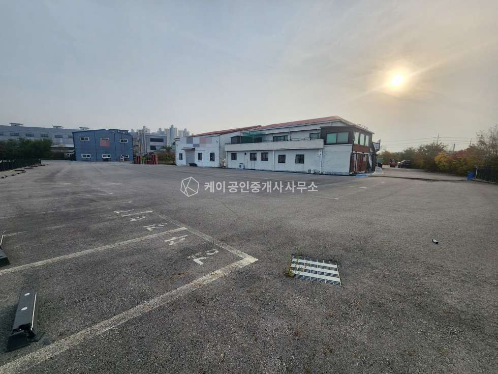 경기 김포시 운양동 평수 다양, 전시장,스튜디오,카페등 대형 복합문화공간, 금액문의 월세 매물번호 12571 사진 8