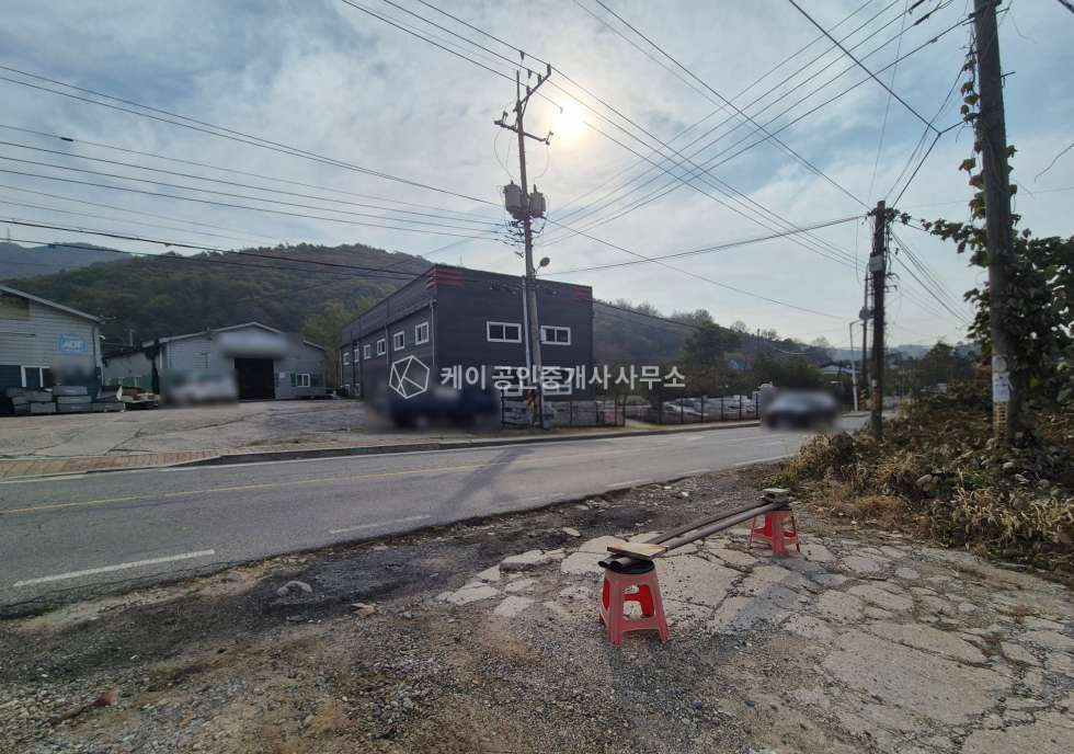 경기 고양덕양구 벽제동 저렴한월세 약 70평, 2차선도로접, 대형차량진입가능, 민원X, 송추IC, 통일로IC 월세 매물번호 12569 사진 3