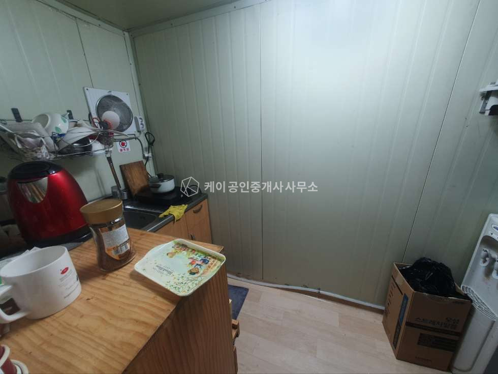 경기 김포시 통진읍 귀전리 계획관리지역, 내외부 관리 잘된 단독공장, 25톤 진입가능 매매 매물번호 12177 사진 11