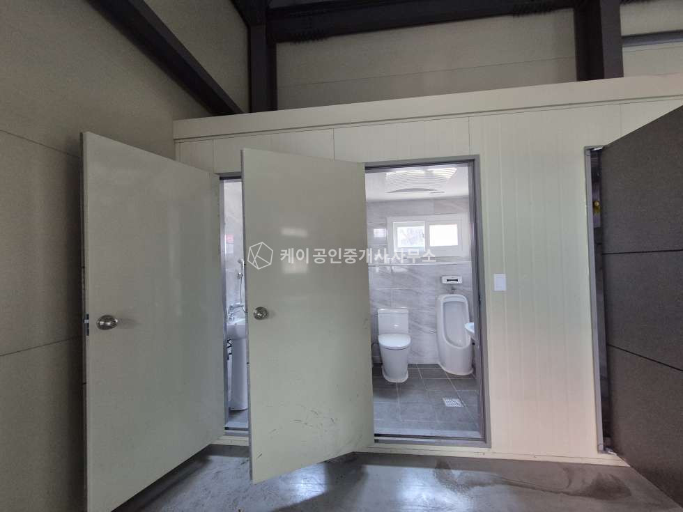 경기 파주시 법원읍 신축530평,76평7개동,대형마당, 40ft추레라, 내부남여화장실,법원IC7분거리 월세 매물번호 12579 사진 3