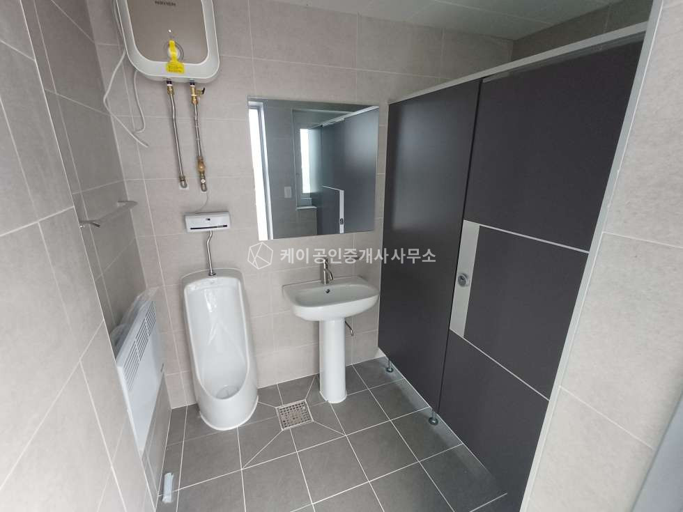 인천 서해구 청라동 주건축물제3동 신축 첫입주, 1층 362평, 호이스트 2.8톤, 대형 마당, 츄레라 회차 가능 월세 매물번호 12519 사진 10
