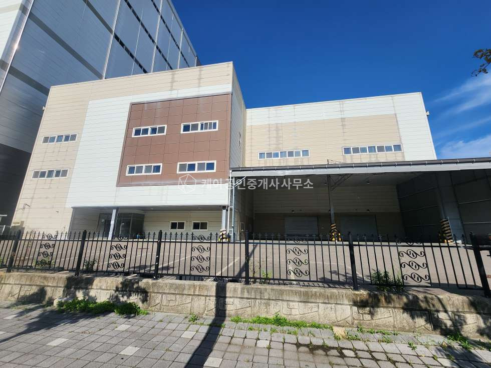경기 김포시 양촌읍 학운리 1동 창고시설, 내부 파레트렉, 화물승강기 5톤 2대, 즉시입주 가능 월세 매물번호 11714 사진 18