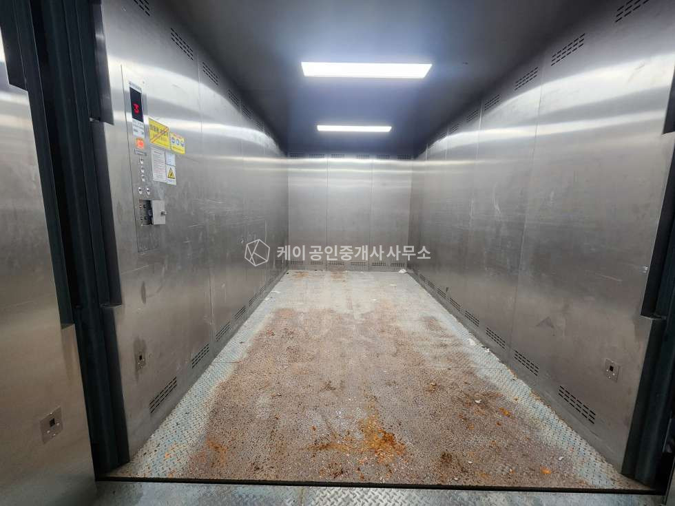경기 김포시 양촌읍 학운리 산단내 귀한 창고시설, c28가능, 화물e/v 5톤 2대, 250kw, 즉시입주 가능 매매 매물번호 12585 사진 16