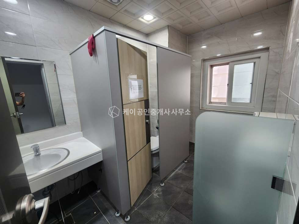 경기 김포시 양촌읍 학운리 산단내 귀한 창고시설, c28가능, 화물e/v 5톤 2대, 250kw, 즉시입주 가능 매매 매물번호 12585 사진 18
