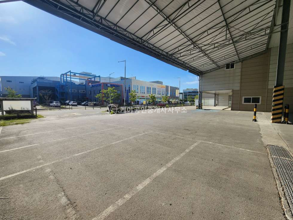 경기 김포시 양촌읍 학운리 산단내 귀한 창고시설, c28가능, 화물e/v 5톤 2대, 250kw, 즉시입주 가능 매매 매물번호 12585 사진 23