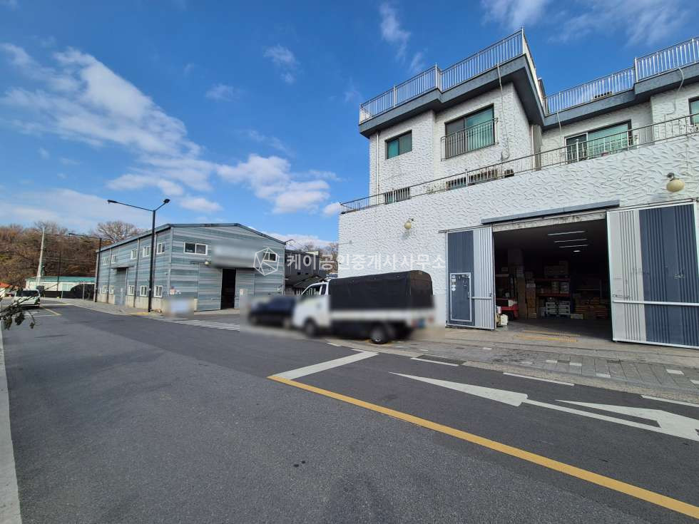 경기 고양덕양구 현천동 서울초근접 90평 창고, 내부사무실/화장실, 전차량진입가능, 현천IC2, 강변북로 인근 월세 매물번호 12617 사진 5