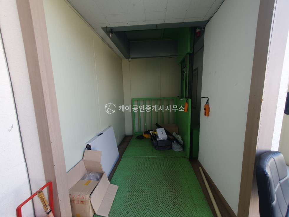 경기 김포시 통진읍 가현리 1동 급매! 2차선 도로 인접, 실 사용면적 많은 가성비 공장 매매 매물번호 11982 사진 14