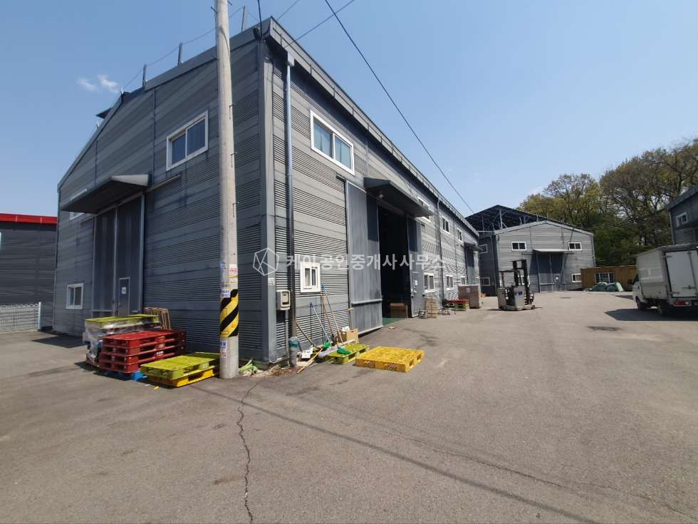 경기 김포시 통진읍 서암리 물류창고, 연면적 573평, 대형단독마당,40ft 추레라, 왕복 2차선변 월세 매물번호 12637 사진 2
