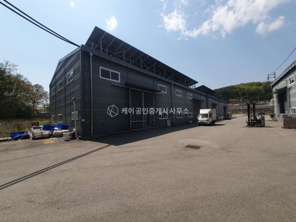 경기 김포시 통진읍 서암리 물류창고, 연면적 573평, 대형단독마당,40ft 추레라, 왕복 2차선변 월세 매물번호 12637 사진 3