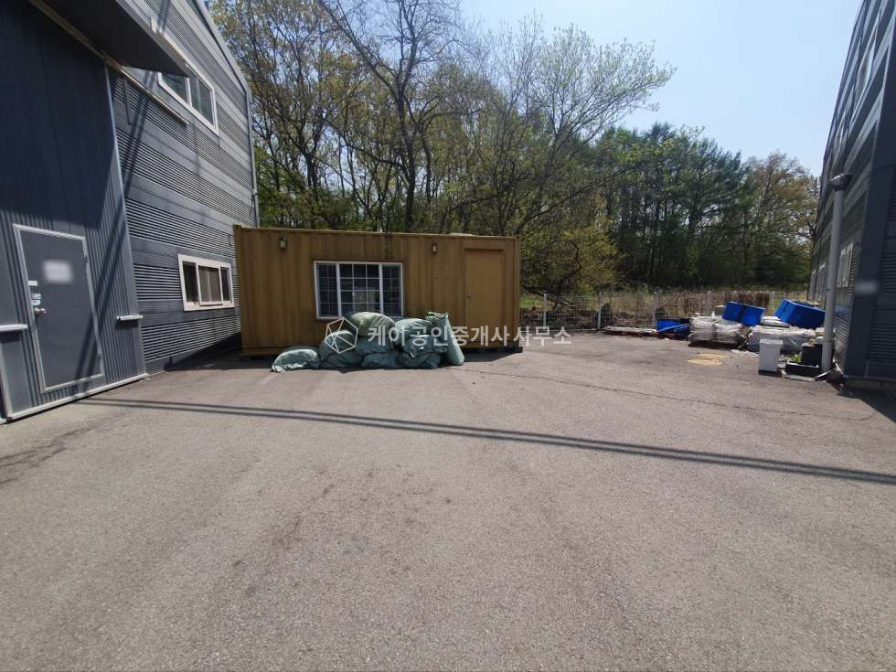 경기 김포시 통진읍 서암리 물류창고, 연면적 573평, 대형단독마당,40ft 추레라, 왕복 2차선변 월세 매물번호 12637 사진 7