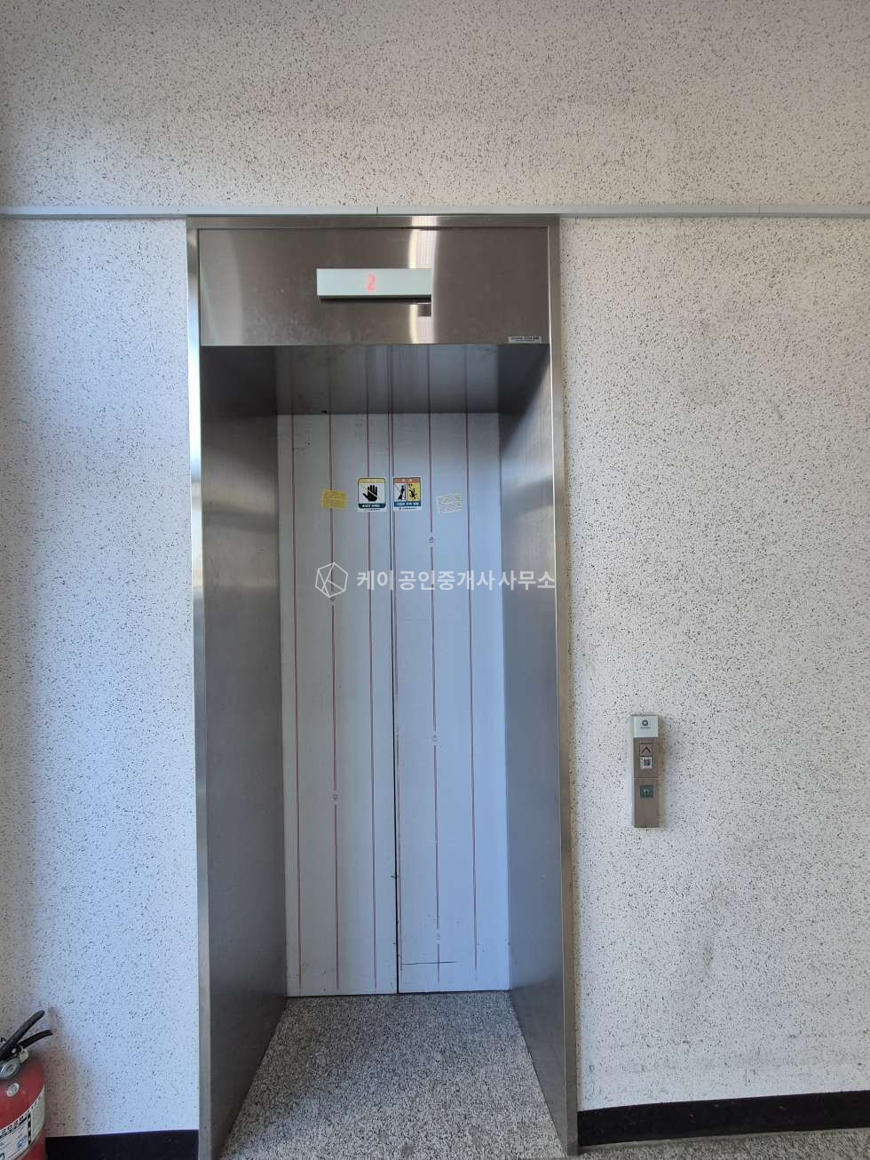 인천 서해구 원창동 1동 대형(총 1000평 이상) 창고시설, 4차선 도로 모서리, 차량 정체 없음 매매 매물번호 11433 사진 5