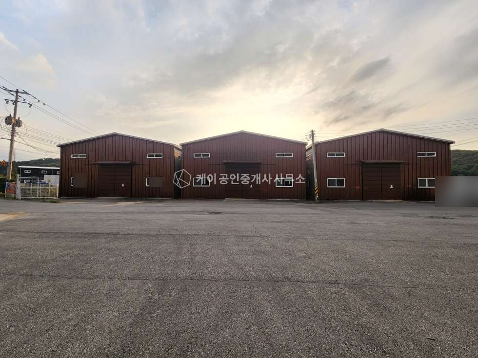 경기 파주시 검산동 500평 공장, 대형마당, 8m층고, 40ft트레일러진입가능, 2차선접 매매 매물번호 12556 사진 1