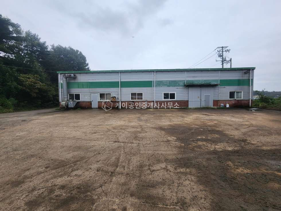 경기 김포시 대곶면 율생리 대지 약 1,000평, 건 180평, 야적장등 넓은 마당 활용도 최상 월세 매물번호 12665 사진 2