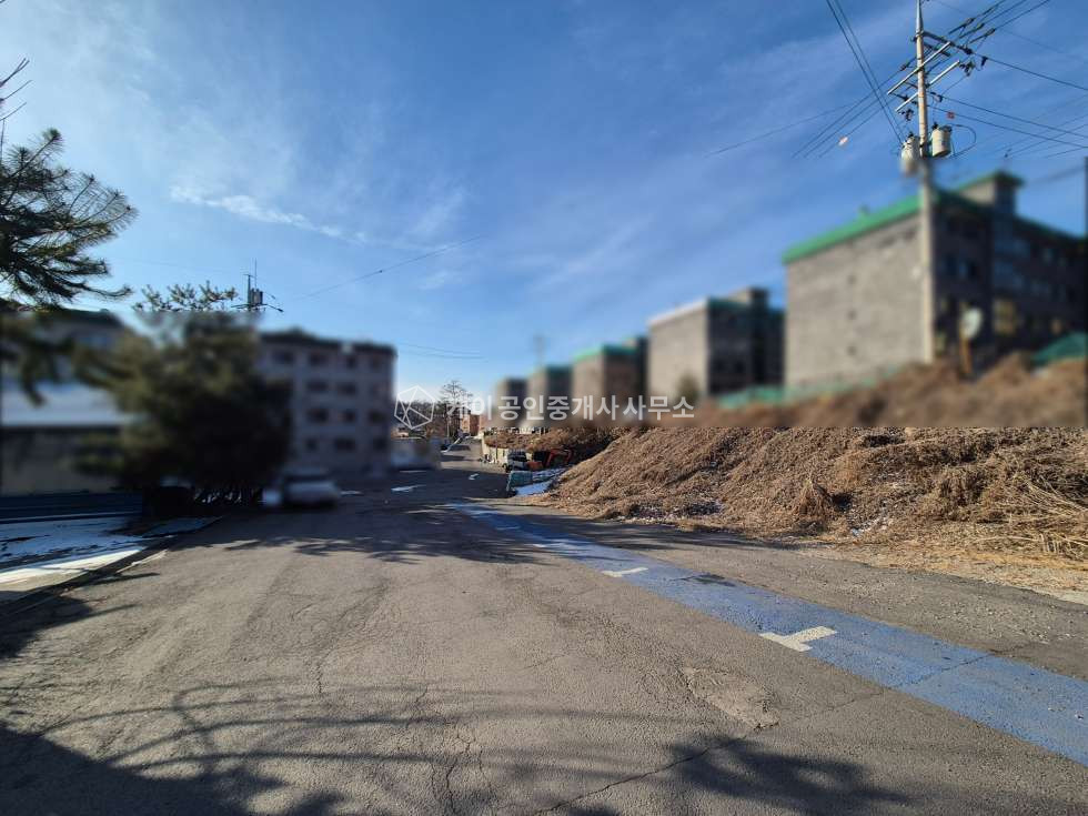 경기 고양덕양구 내유동 240평냉장+80평냉동창고, 도크시설, 40ft추레라,단독마당, 사리현IC 월세 매물번호 12672 사진 2