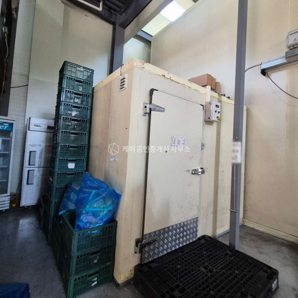 경기 고양일산동구 문봉동 1,2동 2종제조 및 사무실 230평임대, 냉동80평, 내부화장실/사무실, 가설천막, 2차선도로접, 설문IC, 사리현IC 월세 매물번호 12696 사진 10