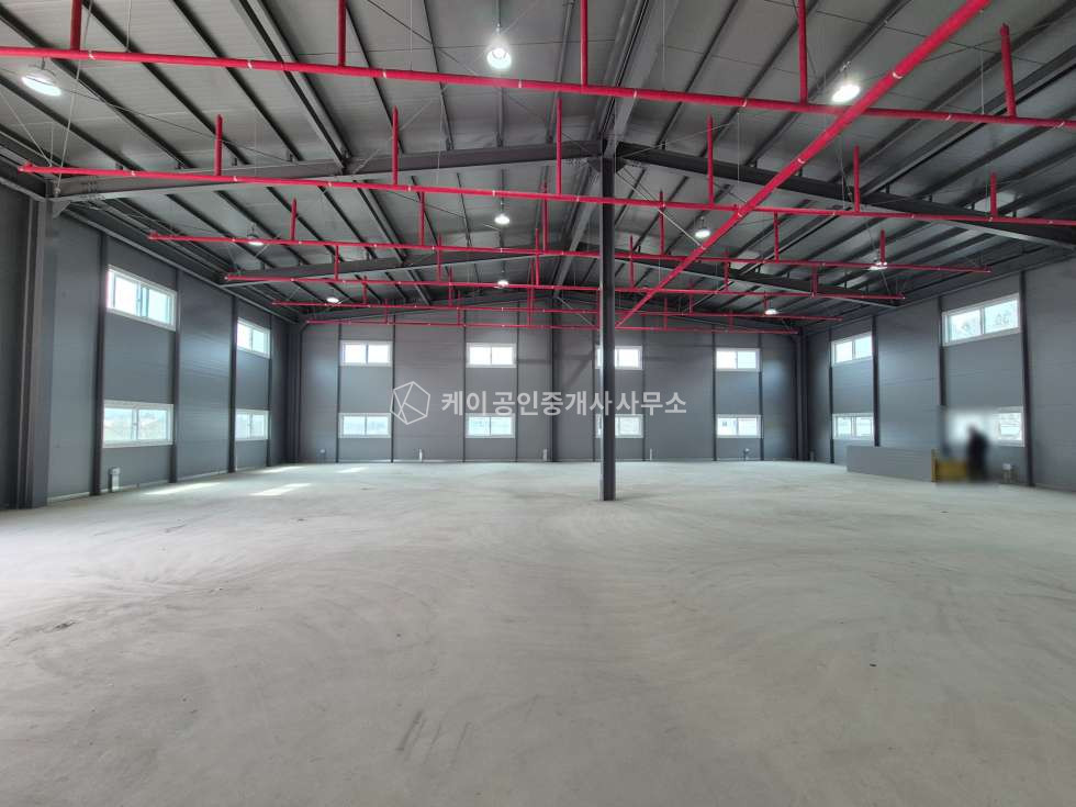 경기 용인처인구 백암면 냉동냉장200평, 50평내부사무실,단독대형마당, 40ft추레라, 월세 매물번호 11929 사진 1