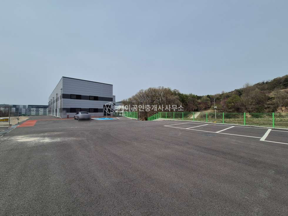 경기 용인처인구 백암면 냉동냉장200평, 50평내부사무실,단독대형마당, 40ft추레라, 월세 매물번호 11929 사진 2