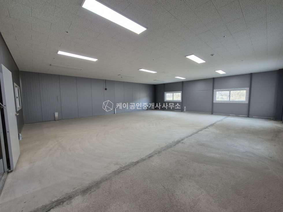 경기 용인처인구 백암면 냉동냉장200평, 50평내부사무실,단독대형마당, 40ft추레라, 월세 매물번호 11929 사진 3