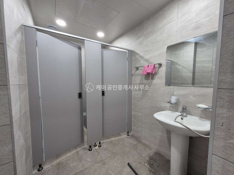 경기 용인처인구 백암면 냉동냉장200평, 50평내부사무실,단독대형마당, 40ft추레라, 월세 매물번호 11929 사진 6