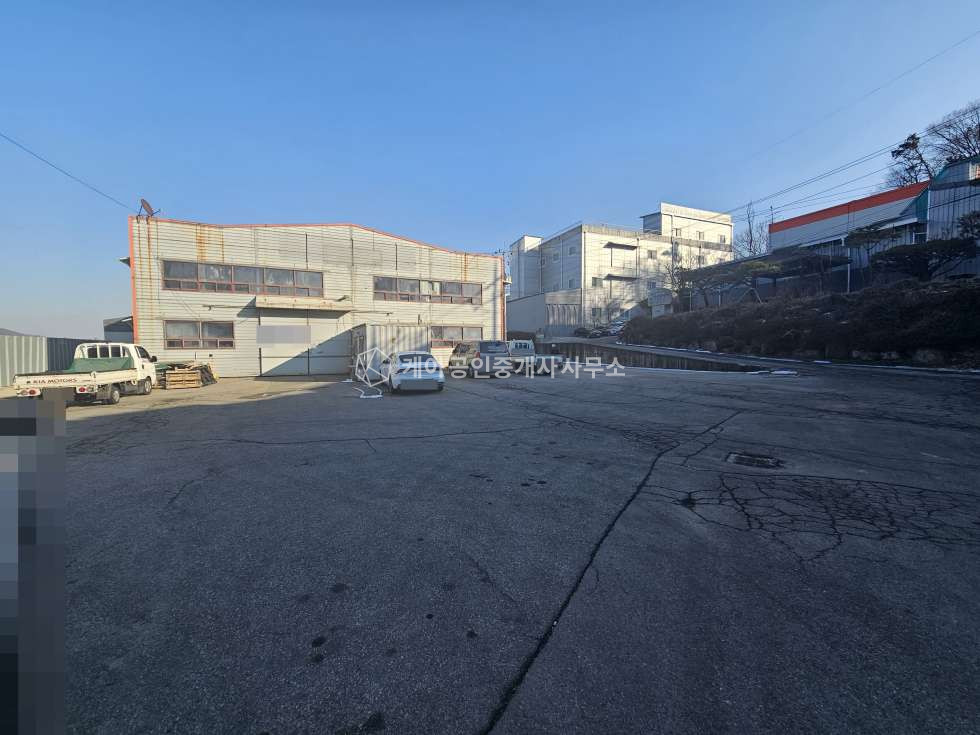 경기 파주시 탄현면 법흥리 자유로 성동IC 5분 , 탄현면 120평 창고임대, 40FT 츄레라 가능, 호이스트 월세 매물번호 12723 사진 6