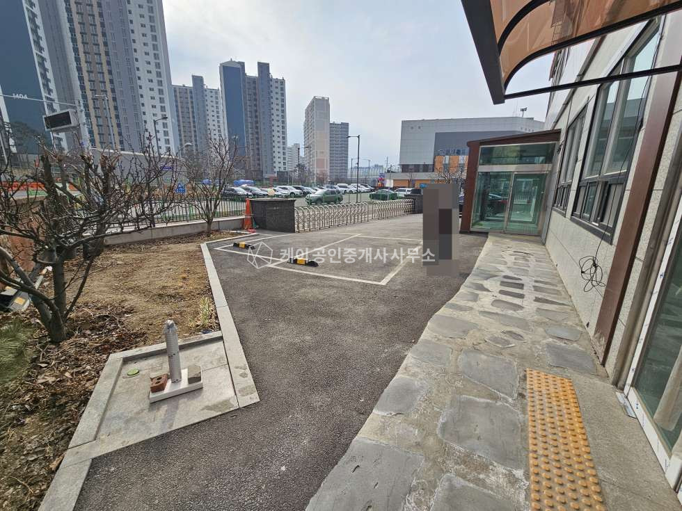 경기 시흥시 조남동 목감역 (개통예정) 1분거리 205평 1,2층 임대, 접근성 시인성 뛰어남 ,대형 차량 진출입가능, 대형 엘베 월세 매물번호 12741 사진 12