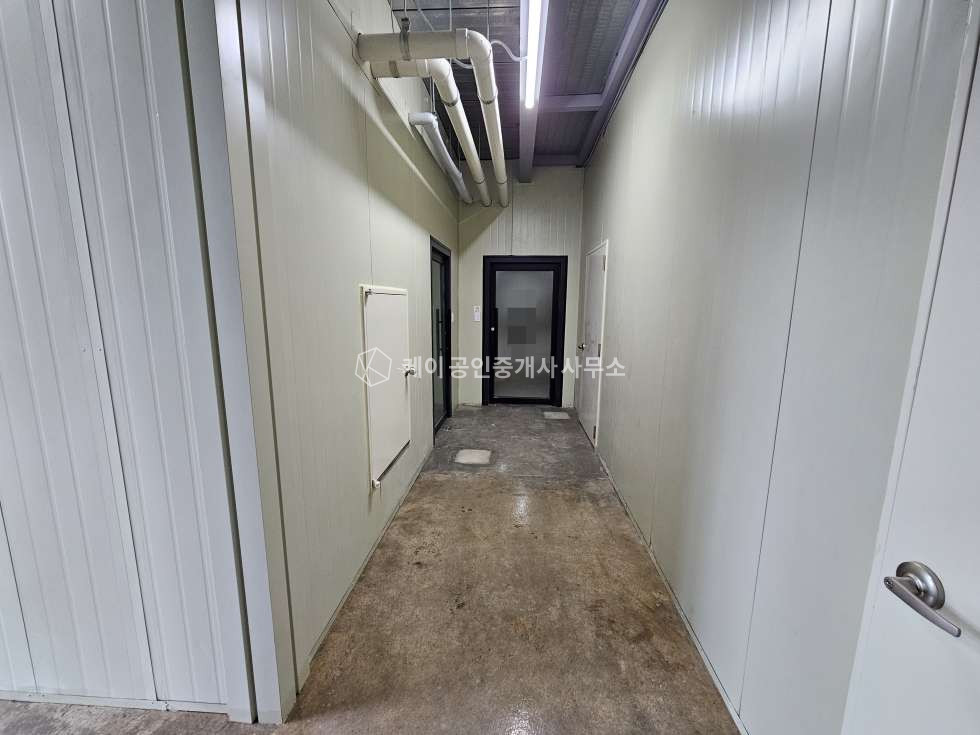 경기 시흥시 안현동 시흥시 안현동 수인산업도로 4차로 접한 마당 넓은 연면적 235평 신축 통건물, 넓은 주차장, 월세 매물번호 12269 사진 11