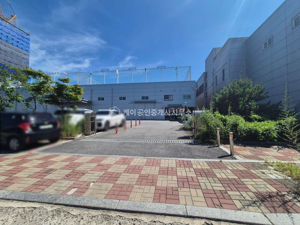경기 남양주시 별내동 .동 창고형매장200평, 층고6m, 대형차량진입가능, 별내IC4분, 별내역, 주차공간 넉넉 월세 매물번호 12753 사진 4