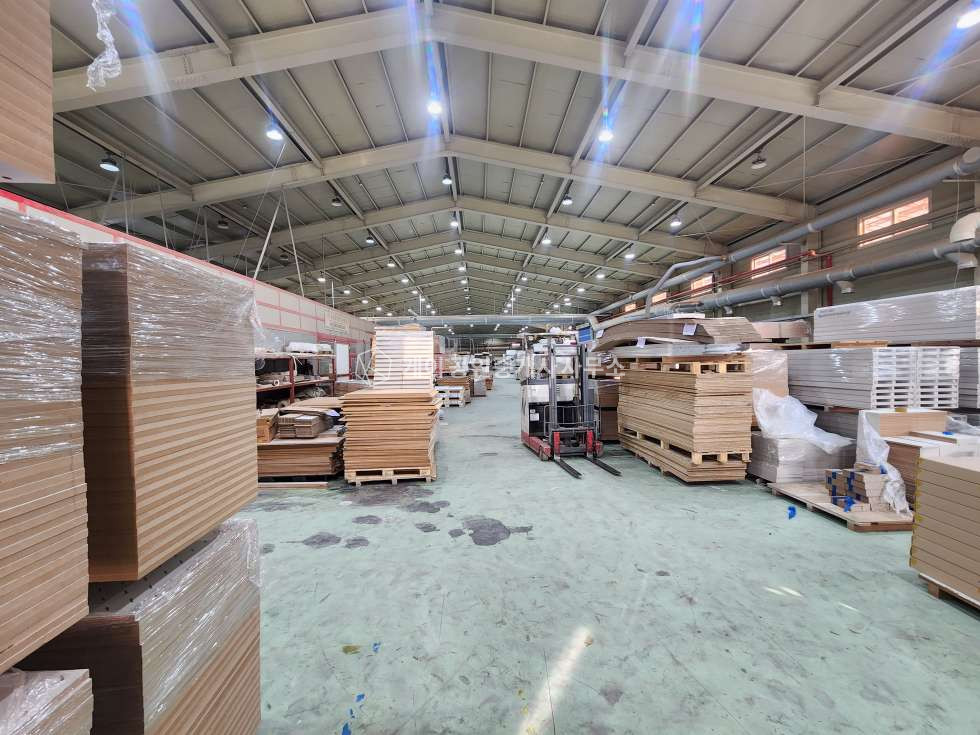 경기 김포시 대곶면 송마리 단독 대형공장, 40ft 추레라, 식당,기숙사, 사무실 완비, 700kw 매매 매물번호 12755 사진 1