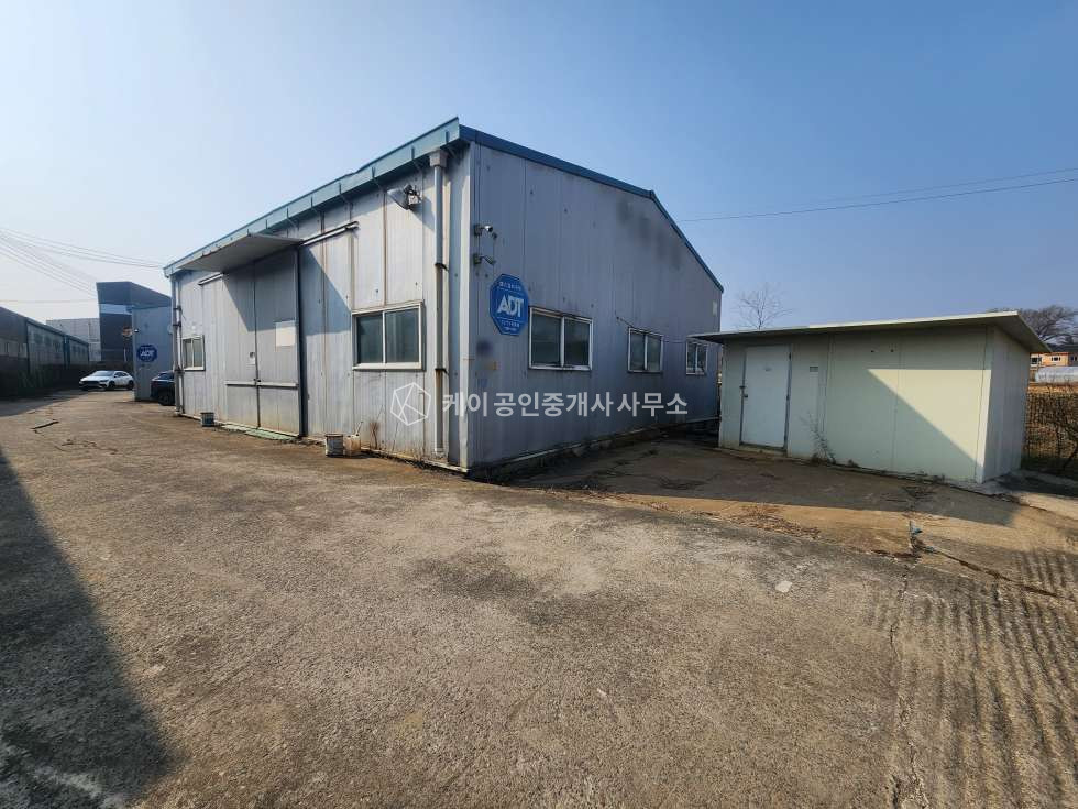 경기 김포시 통진읍 서암리 공장 51평, 전력 40kw, 연식 대비 관리 잘 되어있는 공장 월세 매물번호 12764 사진 1