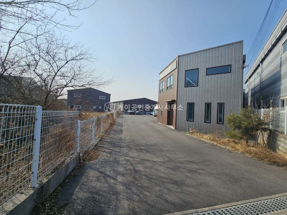 경기 파주시 상지석동 설문IC 초근접, 신축 컨디션,2종 근생 제조 창고 3동, 대형마당, 츄레라 가능 매매 매물번호 12776 사진 15
