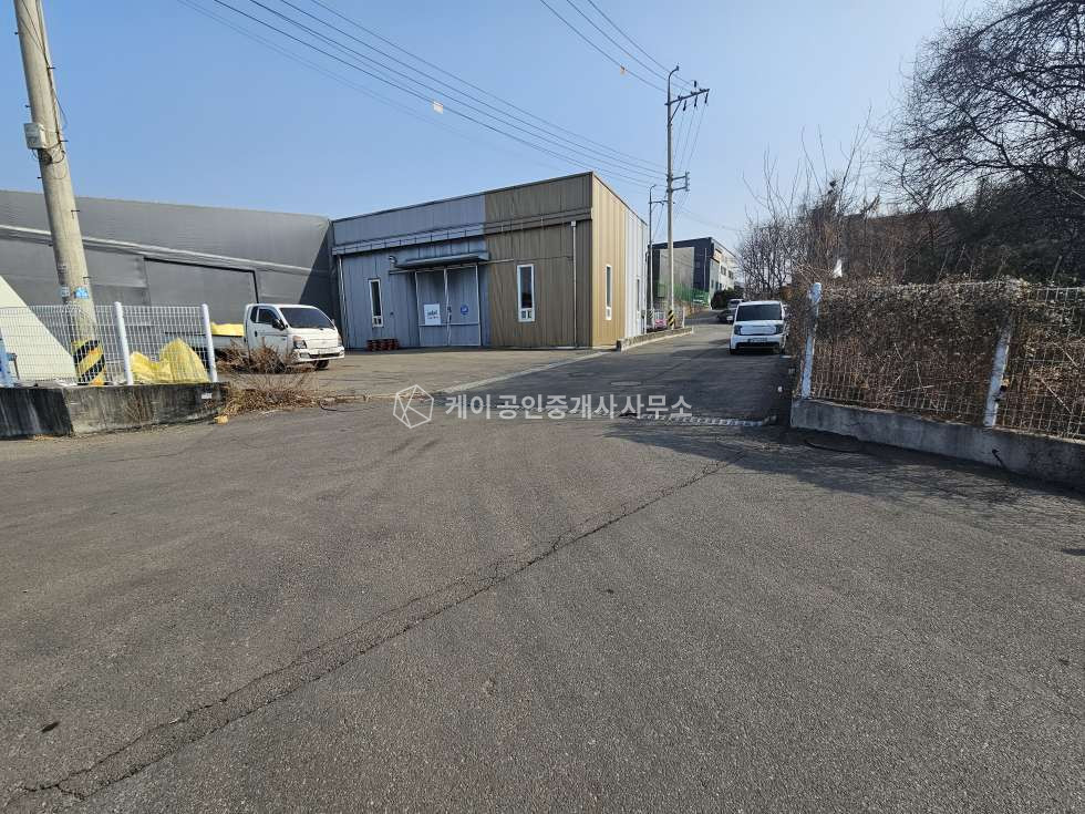 경기 파주시 상지석동 설문IC 초근접, 신축 컨디션,2종 근생 제조 창고 3동, 대형마당, 츄레라 가능 매매 매물번호 12776 사진 16