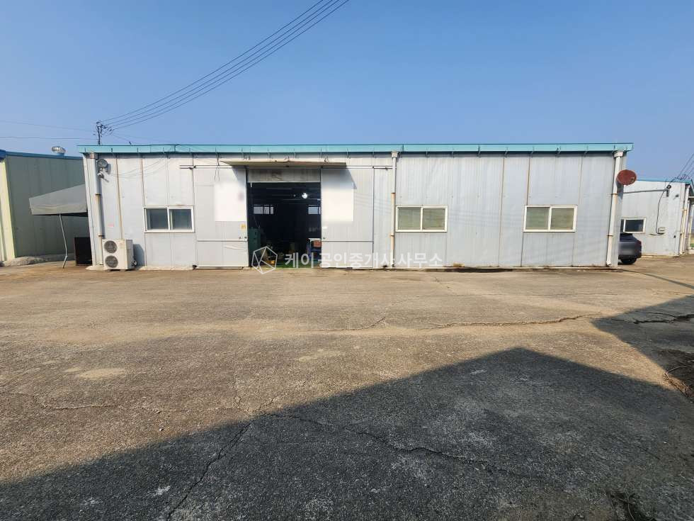 경기 김포시 통진읍 서암리 공장 97평, 내부사무실, 내부화장실, 시세대비 저렴한 공장 월세 매물번호 12765 사진 1