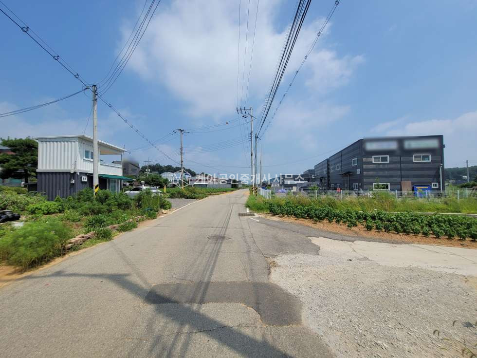 경기 파주시 탄현면 만우리 파주 신축 60평 근생, 생산관리지역, 넓은단독마당, 네모반듯 월세 매물번호 12449 사진 17