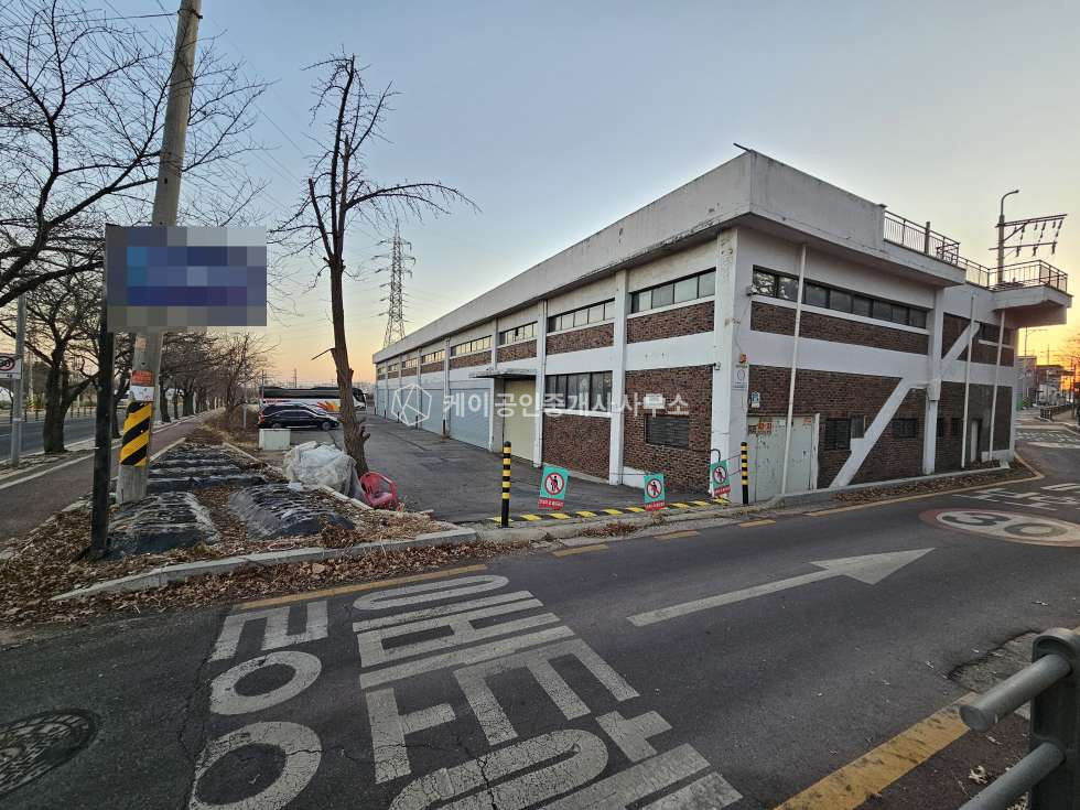 경기 수원권선구 입북동 권선구 입북동 소재 약 230평 대형창고 물류창고용도 및 제조업 추천 월세 매물번호 12788 사진 2