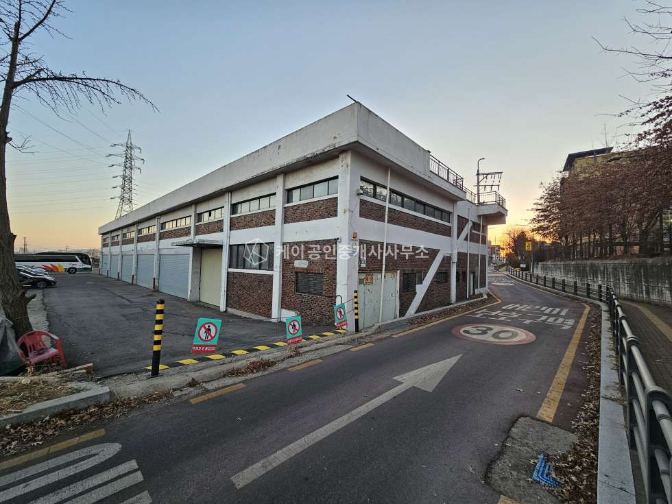 경기 수원권선구 입북동 권선구 입북동 소재 약 230평 대형창고 물류창고용도 및 제조업 추천 월세 매물번호 12788 사진 7
