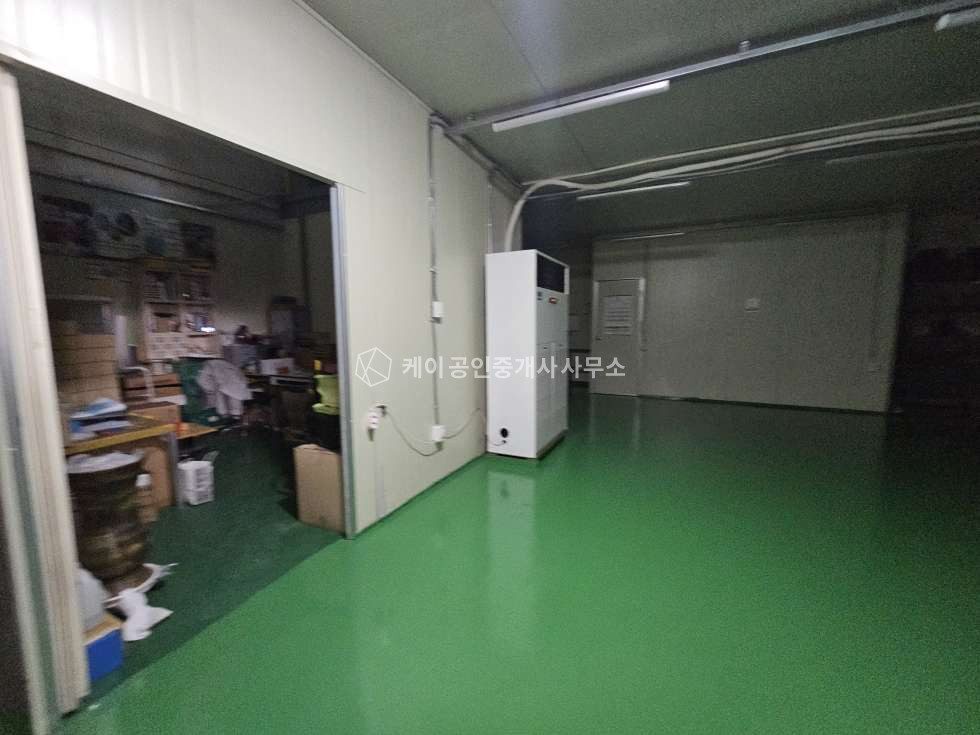 경기 파주시 상지석동 상지석동 운정역 도보가능, 설문 IC 5분, 대지 680평, 2종 제조가능, 가설여러동, 기숙사 완비 매매 매물번호 12807 사진 10