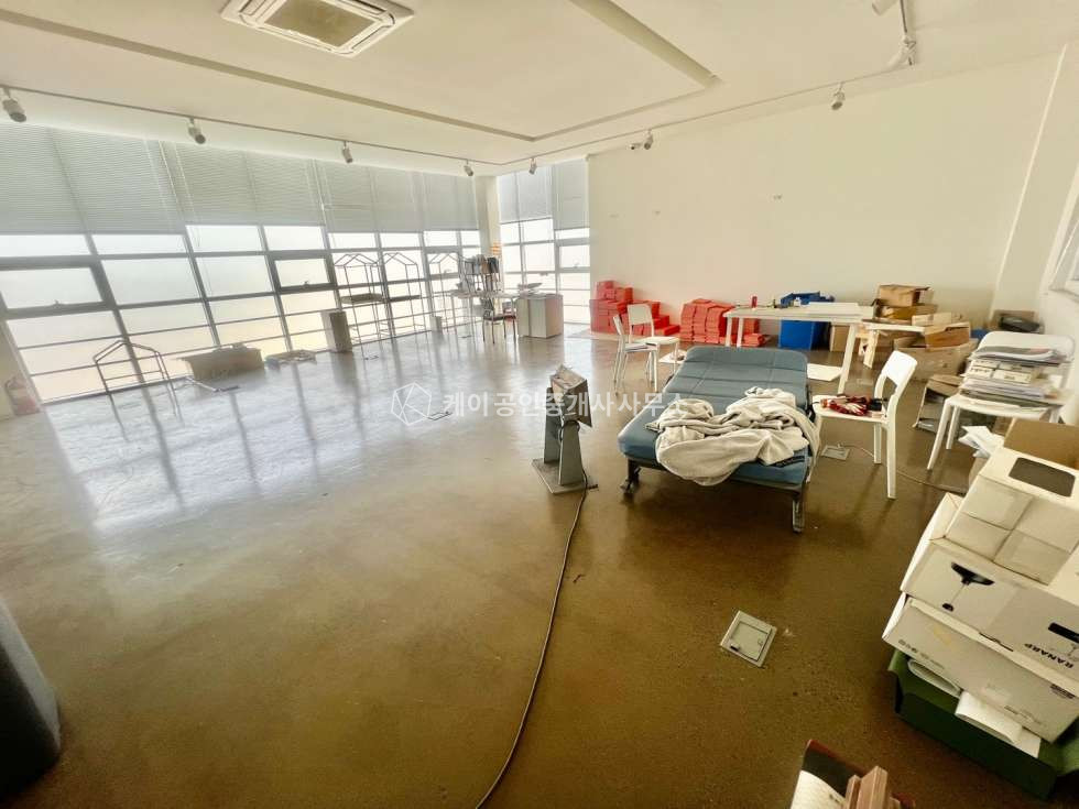 경기 김포시 양촌읍 학운리 학운산단내 사무실 임대, 공장동과 동시or별도 임대 가능 월세 매물번호 10327 사진 3