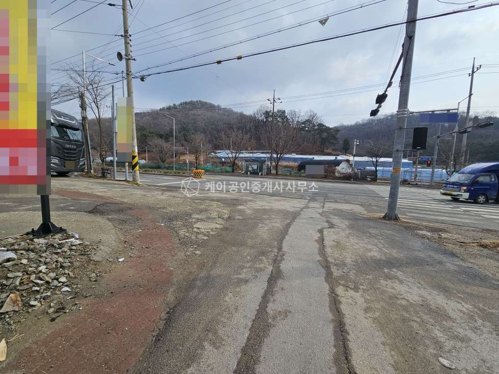 경기 시흥시 군자동 주건축물제1동 시흥시 군자동 넓은 단독마당 신축급 85평 근생창고, 추레라가능 월세 매물번호 12815 사진 6