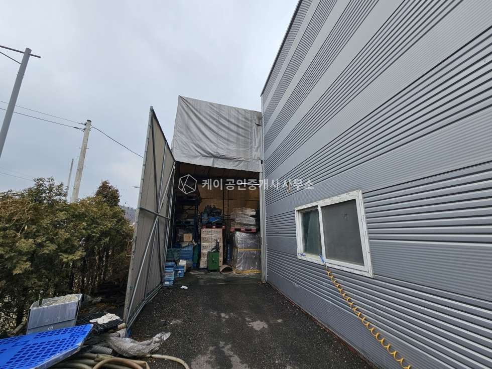 경기 시흥시 논곡동 목감 IC 인접, 150평, 대형차 진입가능,고전력, 호이스트3톤, 2종근생제조 월세 매물번호 12817 사진 2