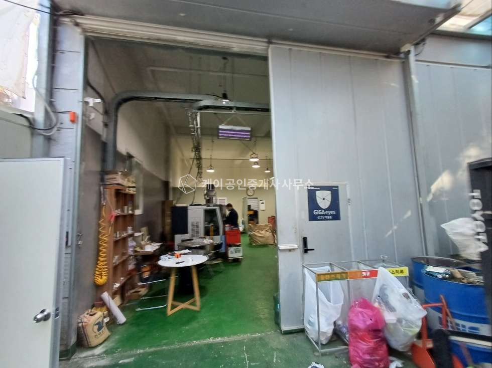 경기 시흥시 금이동 주차장 넓은 2종 근생 제조공장,연면적 192평, 목감ic 3km 이내, 지하층 차량접안 가능 매매 매물번호 11972 사진 13