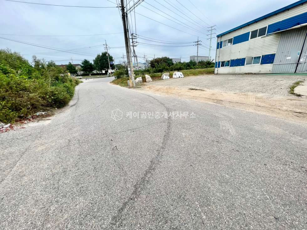 경기 김포시 양촌읍 학운리 학운산단 인근 60평, 단순 보관 창고, 시세대비 저렴 월세 매물번호 10419 사진 3