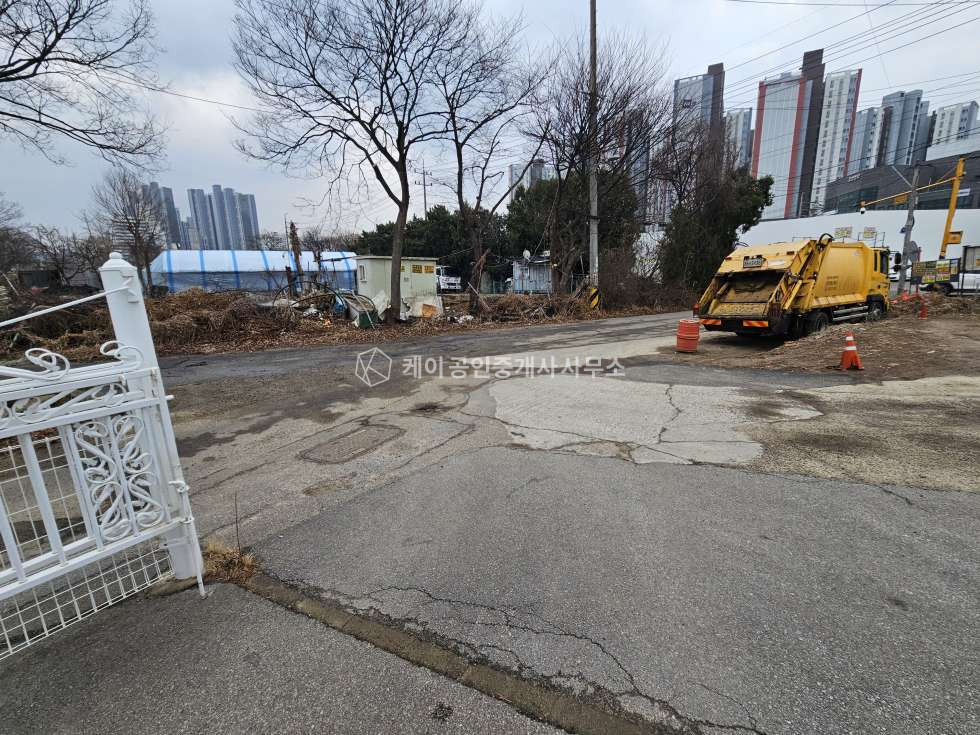 경기 시흥시 대야동 57평, 창고형 매장, 전시장 추천, 도로변 광고효과 우수함, 전면 유리, 폴딩도어 월세 매물번호 12823 사진 9